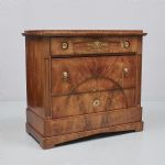 1329 4312 CHEST OF DRAWERS